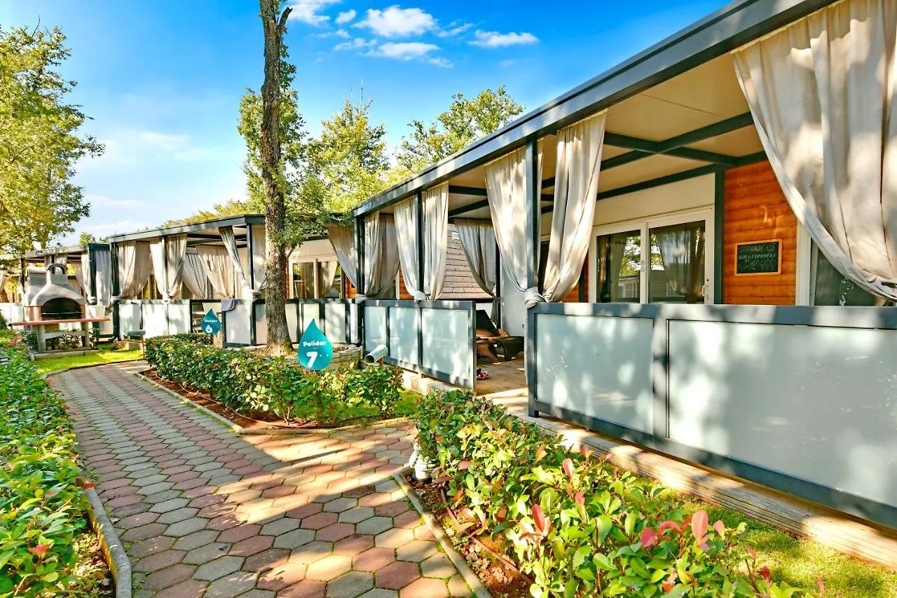 Üdülőpark Polidor Camping Resort Mugeba