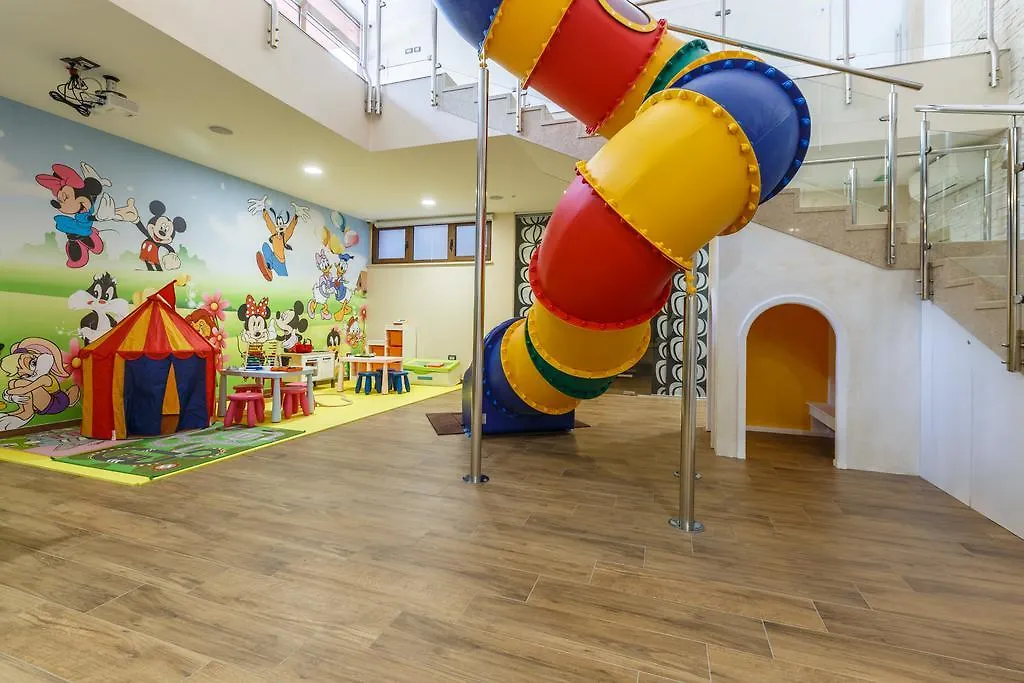 Polidor Camping Resort Mugeba Üdülőpark